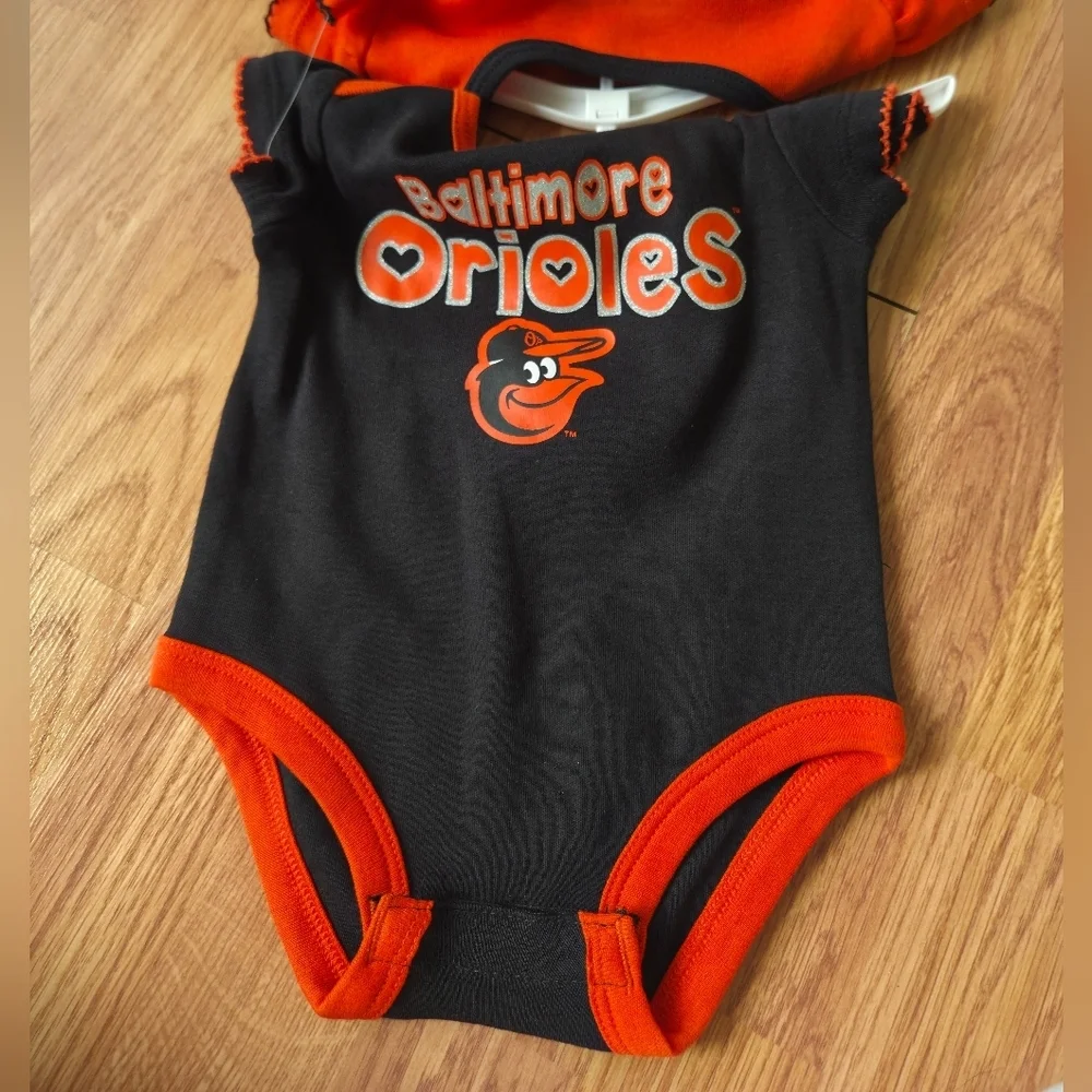 MLB Baltimore Orioles Baby 0-3M 3pc Bodysuits NWT Baseball Genuine Merch